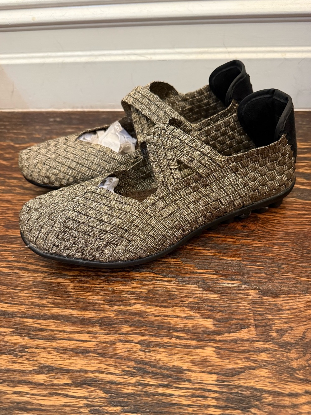 Bernie Mev Cuddly Champagne Taupe Brown Slip-On Comfort Shoes - Womens US Size 6